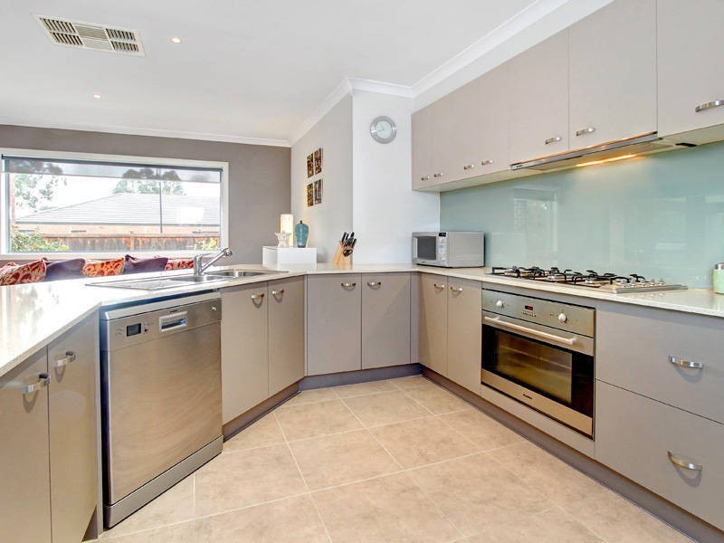 40 Parkedge Circuit, Rosebud VIC 3939