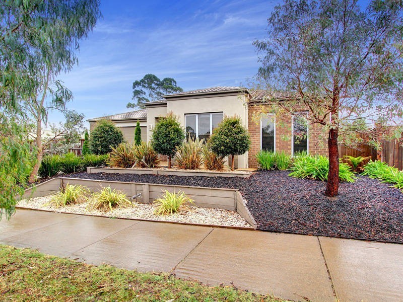 40 Parkedge Circuit, Rosebud VIC 3939