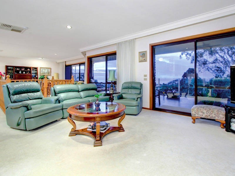 25 Anne Drive, Dromana VIC 3936