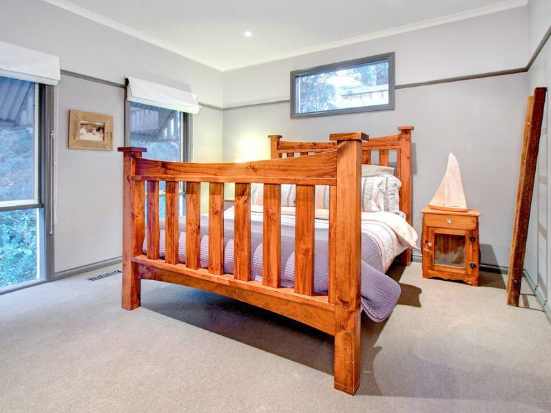 8 Andrea Street, Rye VIC 3941