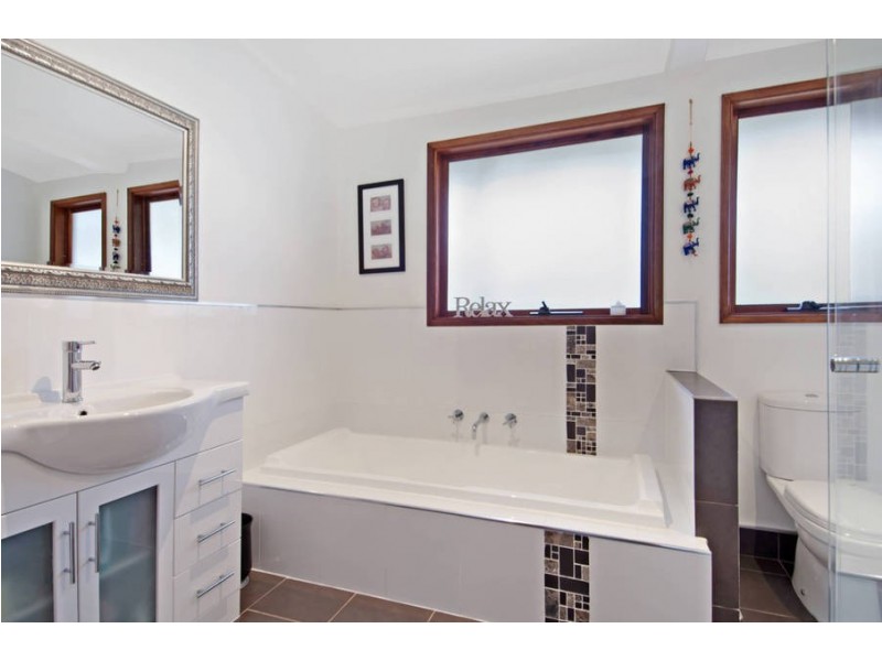 52 Seabrook Avenue, Rosebud VIC 3939