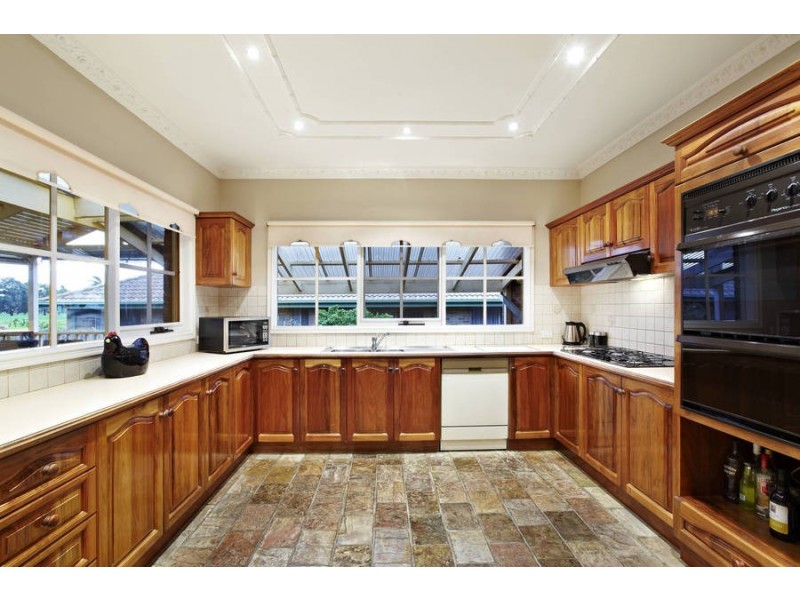 24 Palm Tree Drive, Safety Beach VIC 3936