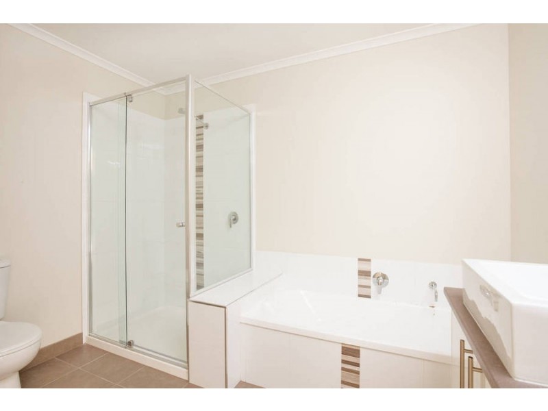 7 Karawa Close, Rosebud West VIC 3940