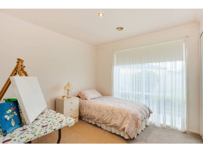 4 Mountain View Circle, Safety Beach VIC 3936