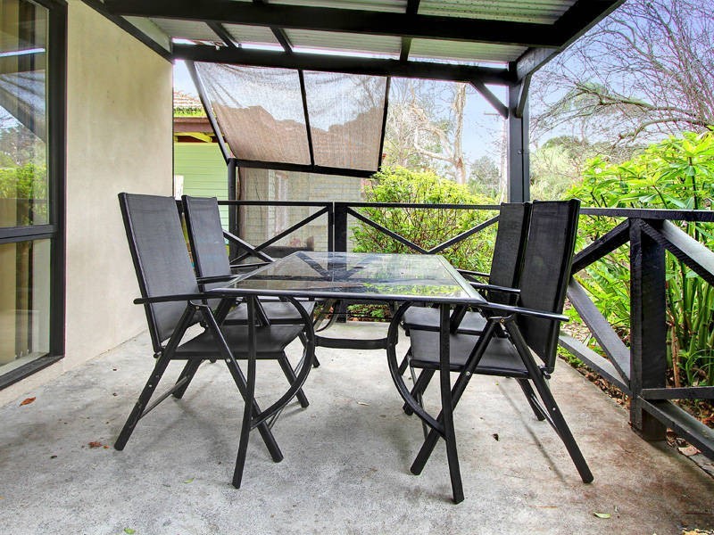 16 Hayes Avenue, Rosebud VIC 3939