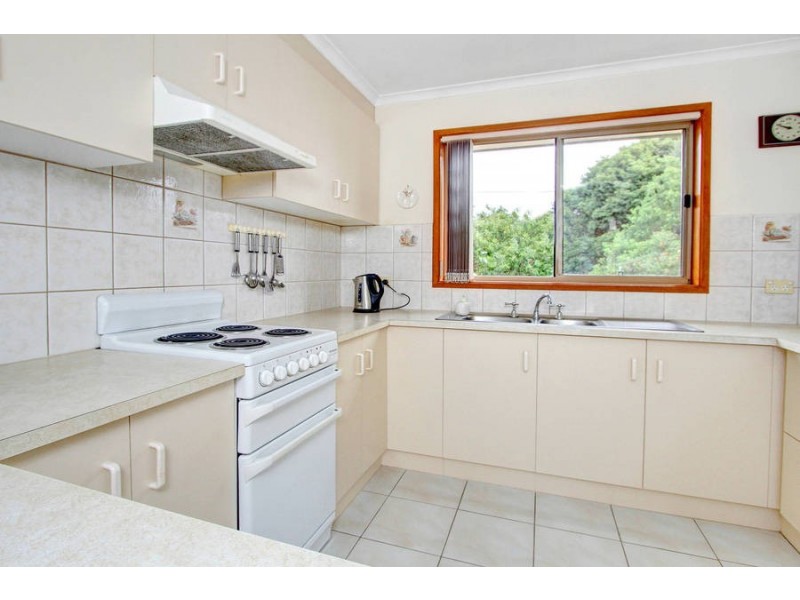 12 Fairway Lane, Safety Beach VIC 3936