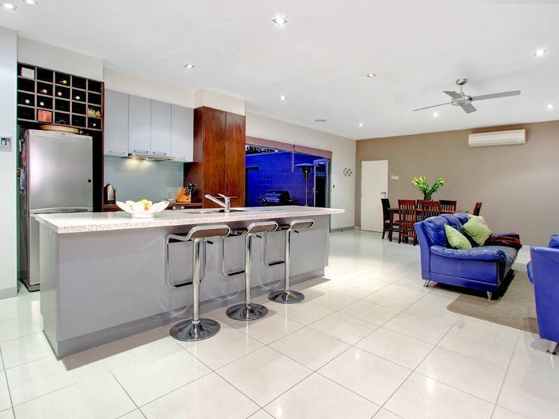 2B Palm Grove, Dromana VIC 3936