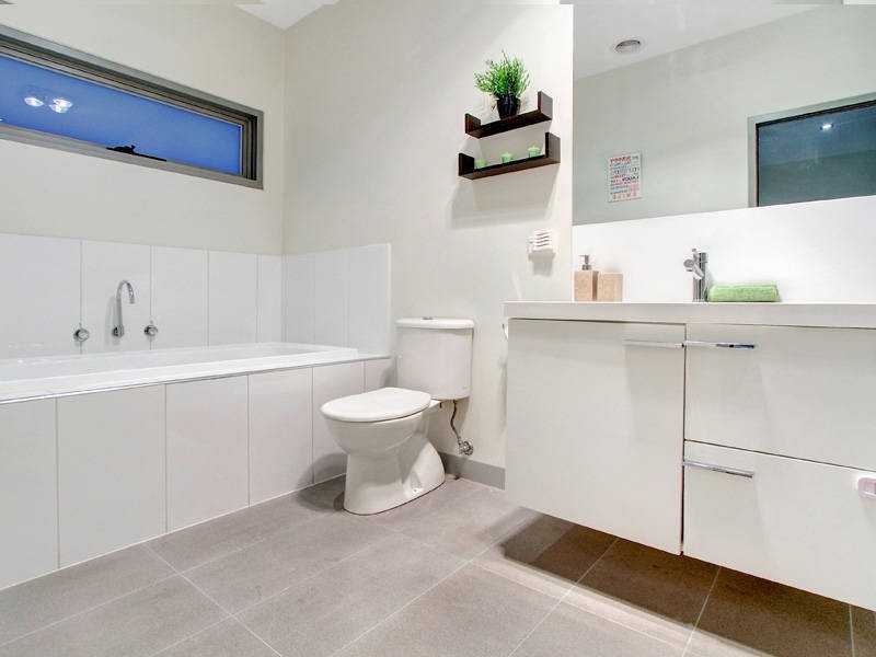 2B Palm Grove, Dromana VIC 3936