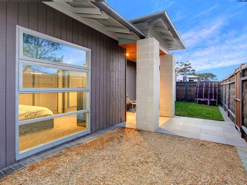 2B Palm Grove, Dromana VIC 3936