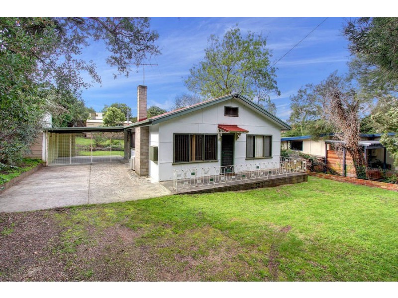 73 Weeroona Street, Rye VIC 3941