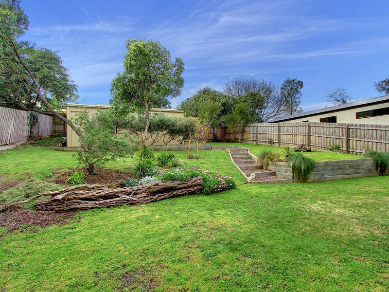 73 Weeroona Street, Rye VIC 3941