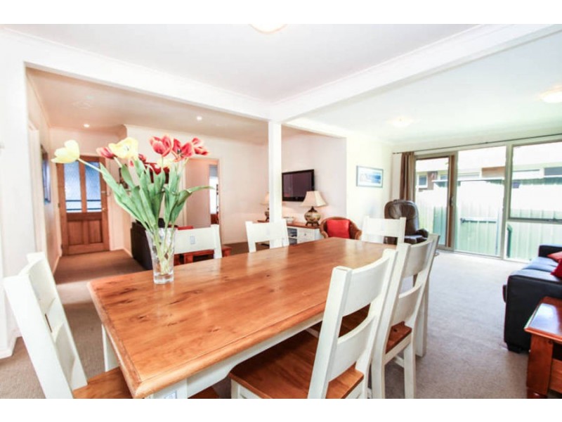 50 Whitehead Grove, Rosebud VIC 3939