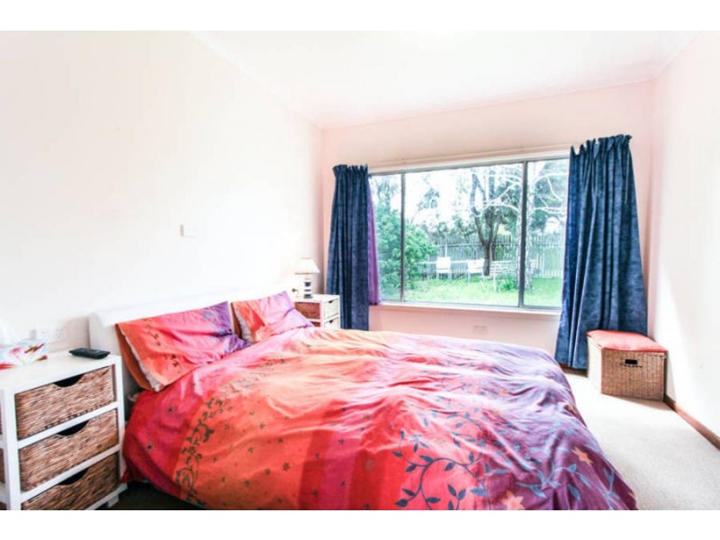 50 Whitehead Grove, Rosebud VIC 3939