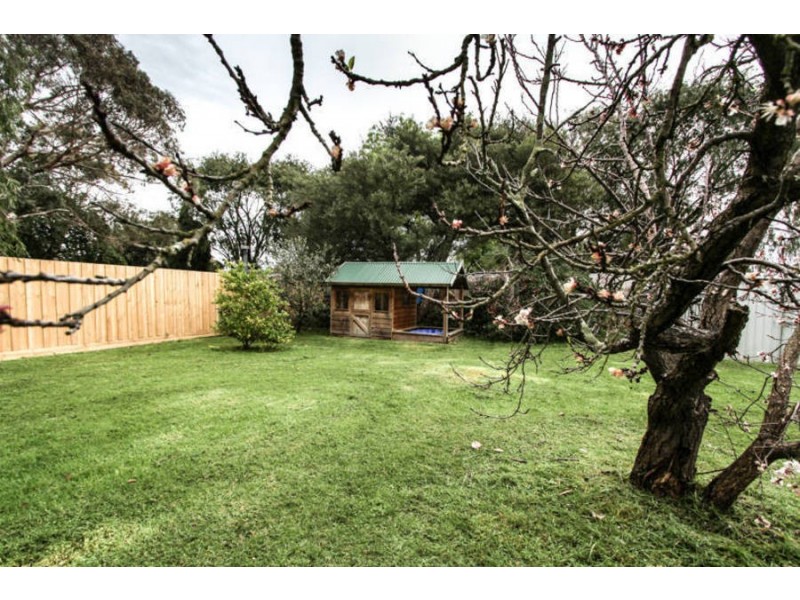 50 Whitehead Grove, Rosebud VIC 3939