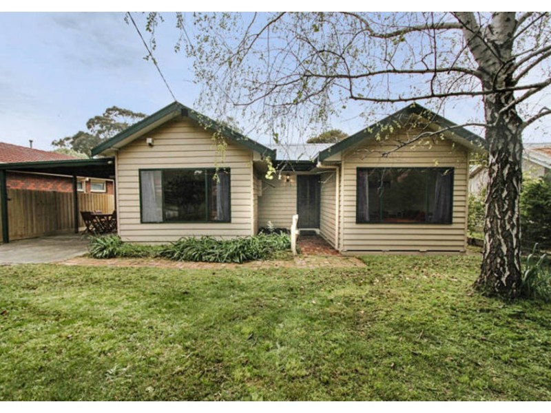 50 Whitehead Grove, Rosebud VIC 3939