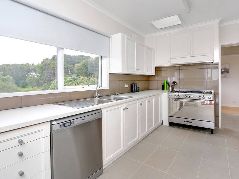 13 Yarrayne Street, Rye VIC 3941