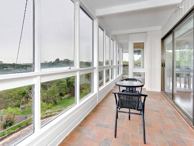 13 Yarrayne Street, Rye VIC 3941