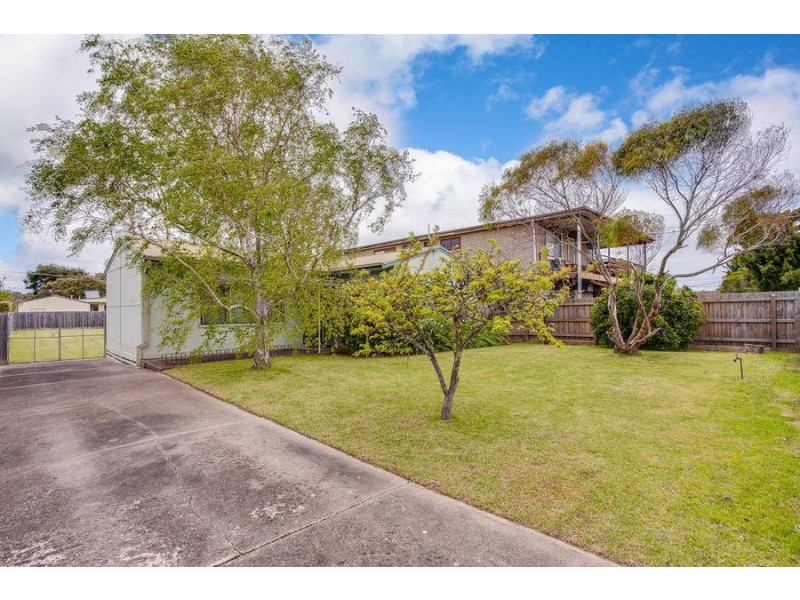 79 Raymond Street, Tootgarook VIC 3941