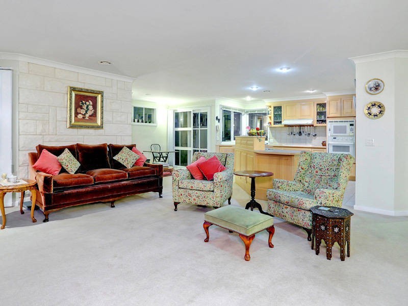 76 Palm Tree Drive, Safety Beach VIC 3936