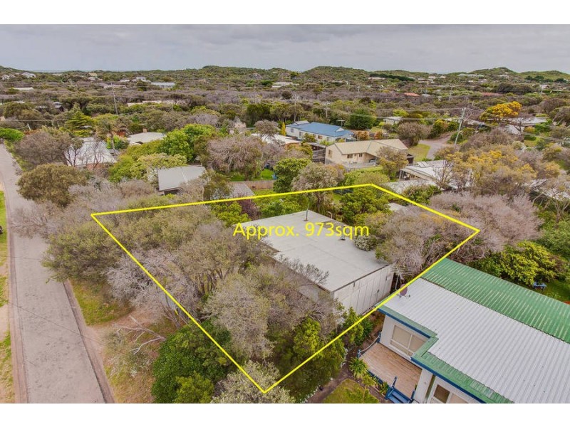 18 Friar Street, Blairgowrie VIC 3942