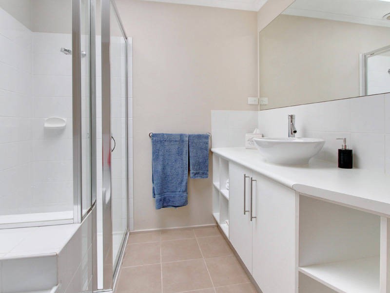 11 Henry Court, Mccrae VIC 3938