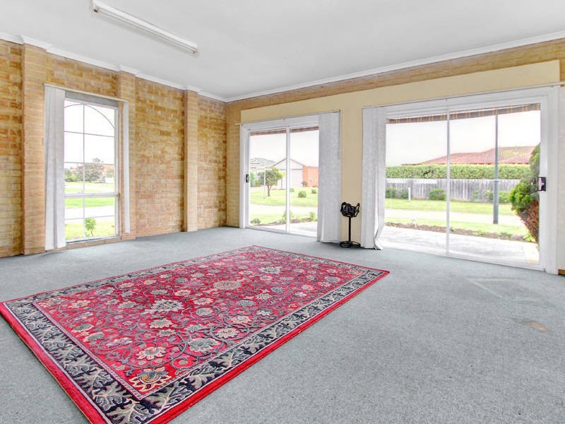 15 Sanctuary Park Drive, Rosebud West VIC 3940