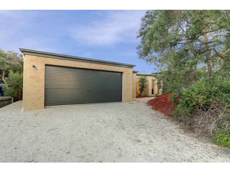 13 Sabato Street, Rye VIC 3941