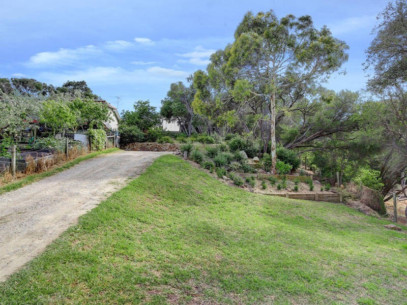 28 Booran Parade, Tootgarook VIC 3941