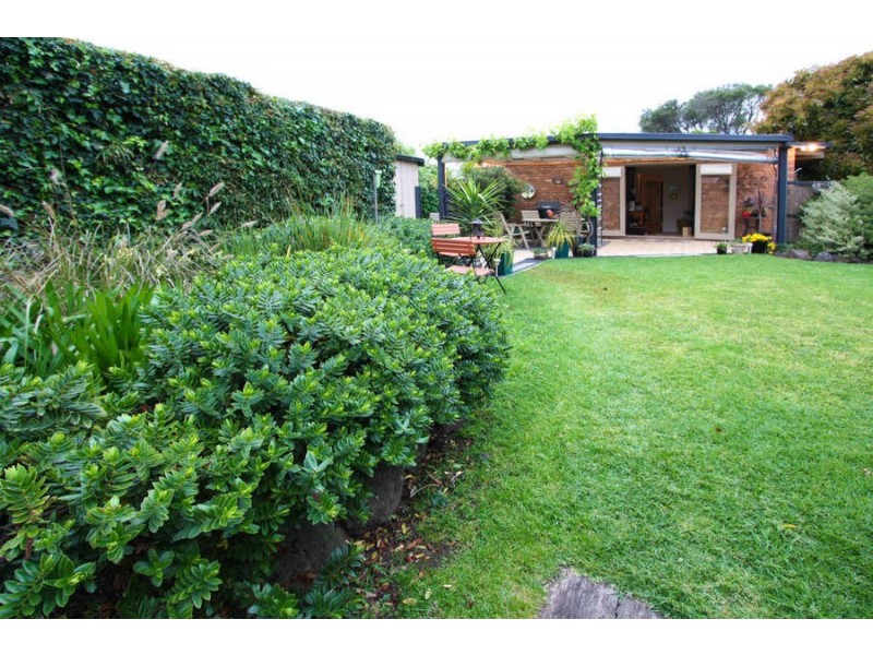 8 Doe Street, Rye VIC 3941