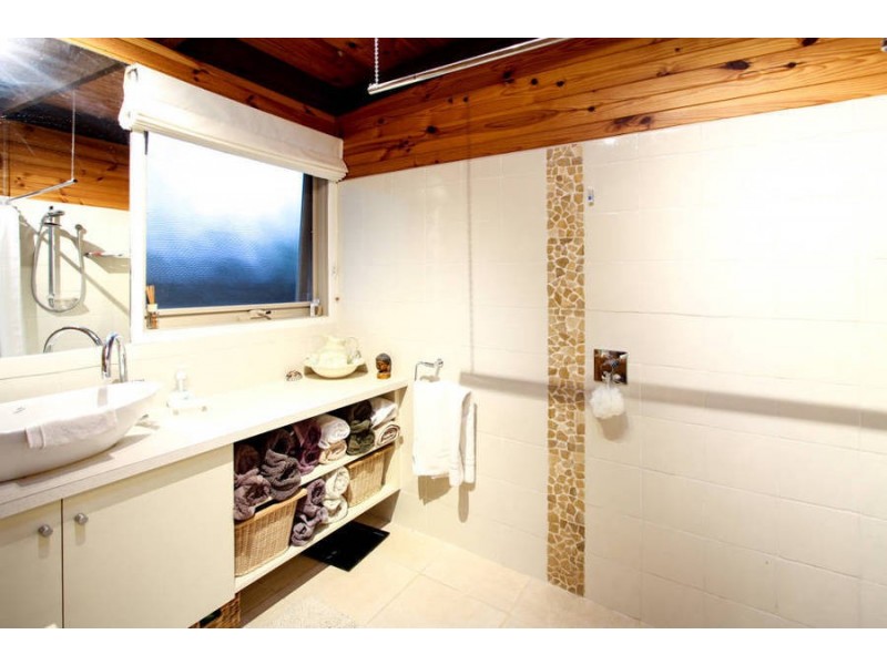 8 Doe Street, Rye VIC 3941