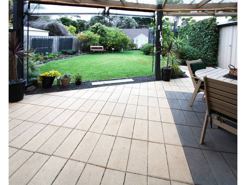 8 Doe Street, Rye VIC 3941