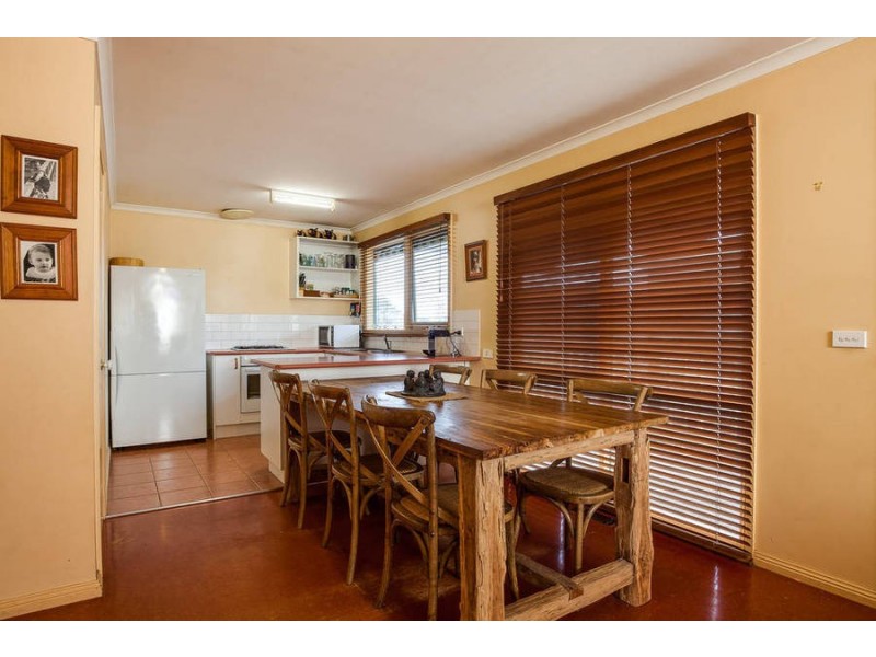 52 Allambi Avenue, Rosebud West VIC 3940