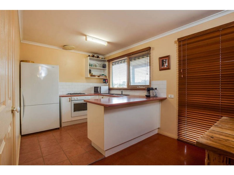52 Allambi Avenue, Rosebud West VIC 3940