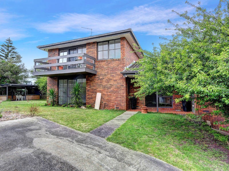 4 Coombes Court, Rye VIC 3941
