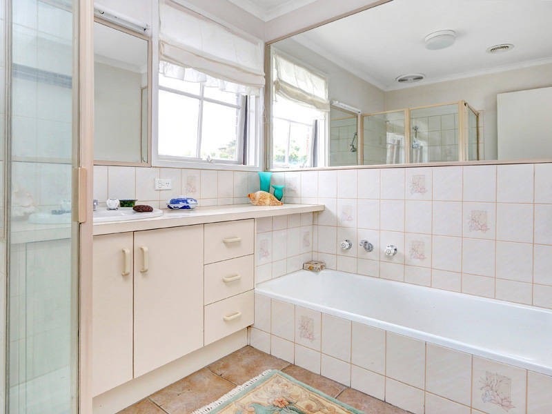 4 Coombes Court, Rye VIC 3941