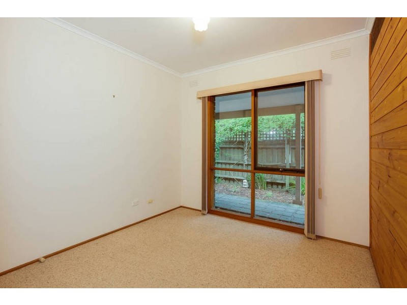 50 Swans Way, Rosebud West VIC 3940