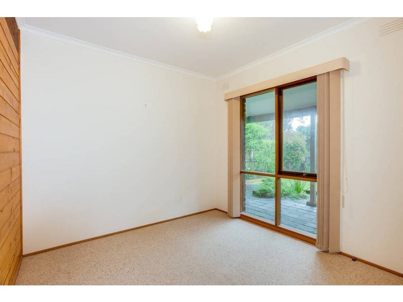 50 Swans Way, Rosebud West VIC 3940