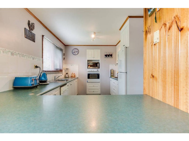 38 Thurloo Drive, Safety Beach VIC 3936