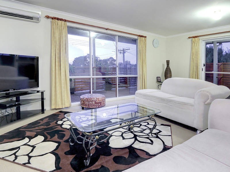 107 Seventh Avenue, Rosebud VIC 3939