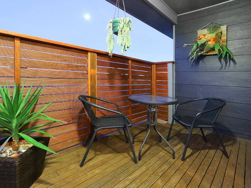 107 Seventh Avenue, Rosebud VIC 3939