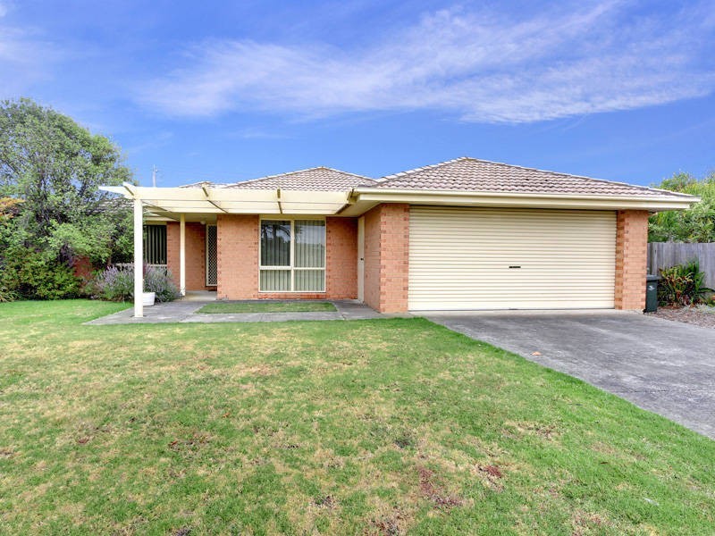 6 Fairway Lane, Safety Beach VIC 3936