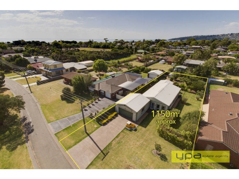 29 Victoria Crescent, Safety Beach VIC 3936