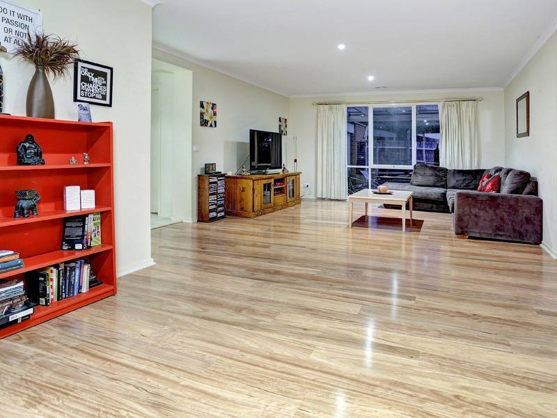 24 Lakeside Court, Safety Beach VIC 3936