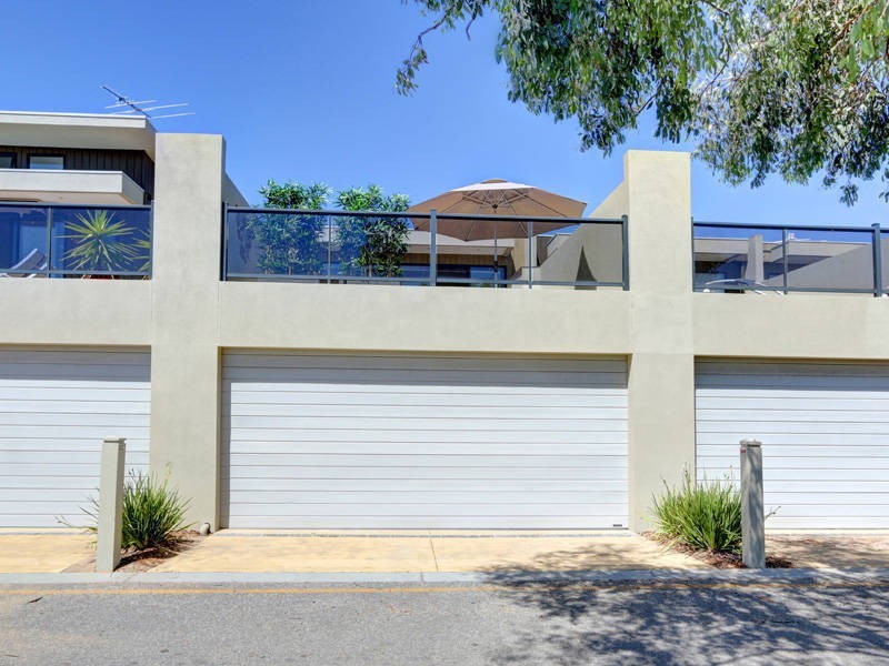 3/2-4 Hunt Avenue, Rye VIC 3941