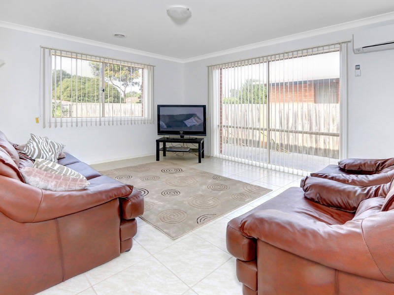 36 Coveside Avenue, Safety Beach VIC 3936