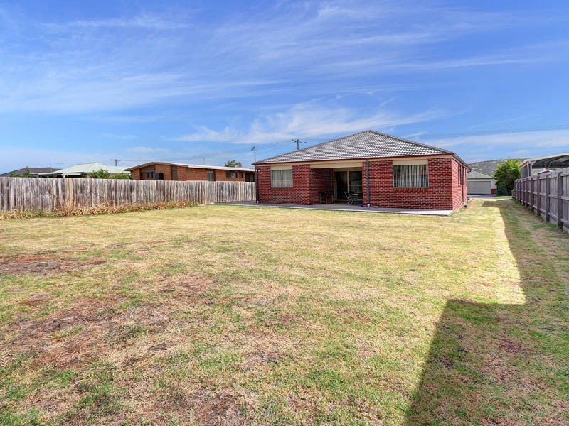 36 Coveside Avenue, Safety Beach VIC 3936