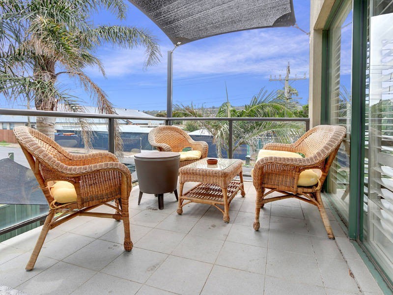 4 Victoria Street, Safety Beach VIC 3936