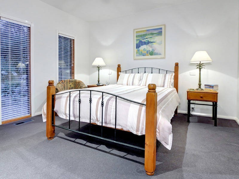 12 Seabrook Avenue, Rosebud VIC 3939