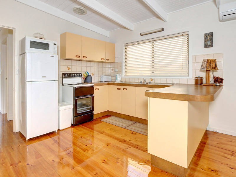 23 Roslyn Avenue, Rye VIC 3941