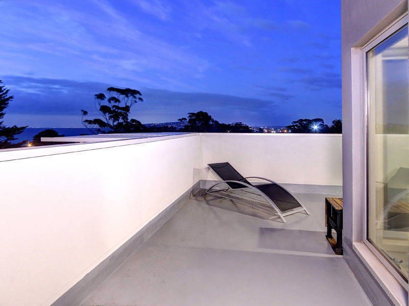 2/9 McArthur Street, Dromana VIC 3936